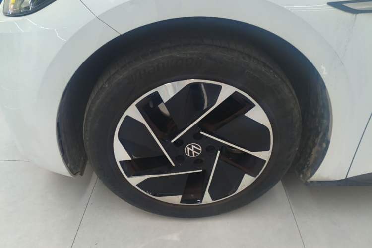 Used Volkswagen ID.3 2022 Pure Edition Left Front Wheel Hub