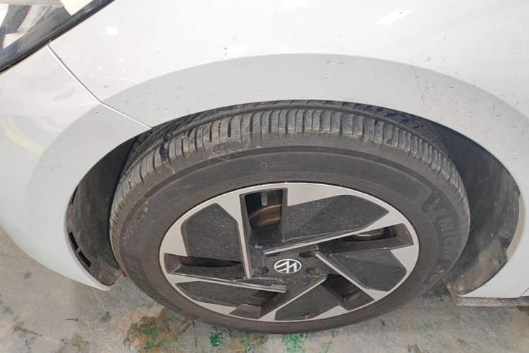 Used Volkswagen ID.3 2022 Pure Edition Left Front Wheel Hub