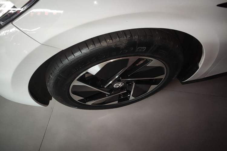 Used Volkswagen ID.3 2022 Active Pure Intelligent Enjoyment Edition Left Front Wheel Hub