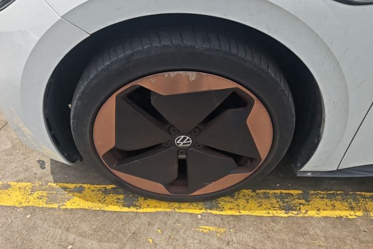 Used Volkswagen ID.3 2022 Active Pure Intelligent Enjoyment Edition Left Front Wheel Hub