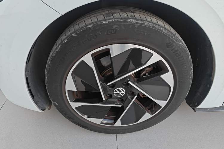 Used Volkswagen ID.3 2022 Active Pure Intelligent Enjoyment Edition Left Front Wheel Hub