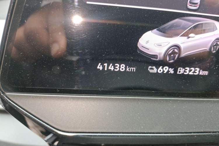 Used Volkswagen ID.3 2022 Pro Smart Edition Odometer Close Up