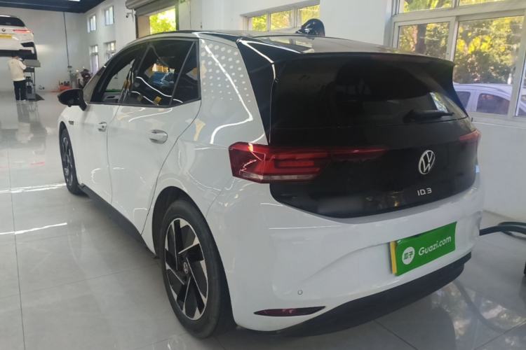 Used Volkswagen ID.3 2022 Pure Edition Rear Left 45 Deg