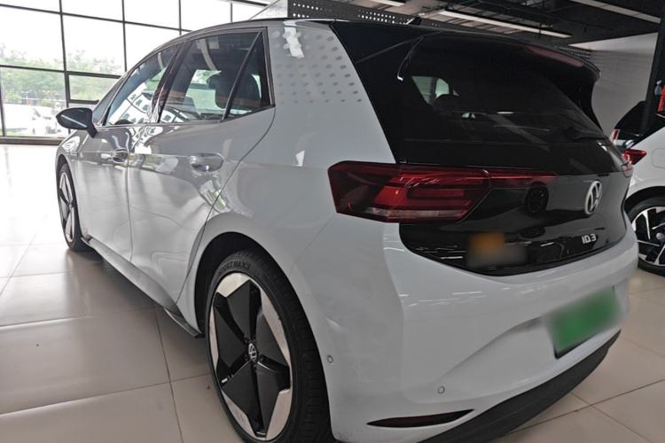 Used Volkswagen ID.3 2022 Pro Smart Edition Rear Left 45 Deg