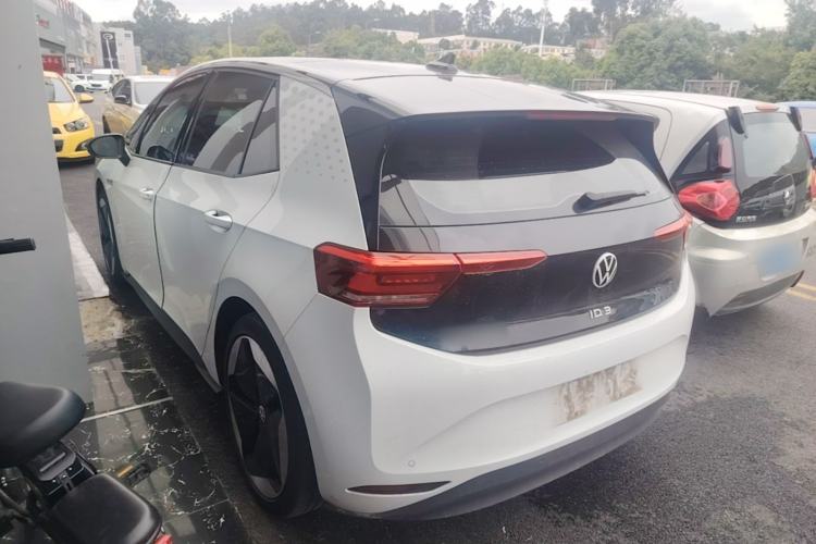 Used Volkswagen ID.3 2022 Pro Smart Edition Rear Left 45 Deg