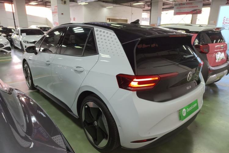 Used Volkswagen ID.3 2022 Pro Smart Edition Rear Left 45 Deg