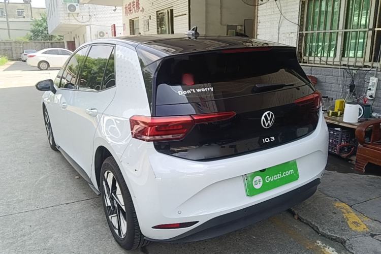 Used Volkswagen ID.3 2022 Active Pure Intelligent Enjoyment Edition Rear Left 45 Deg