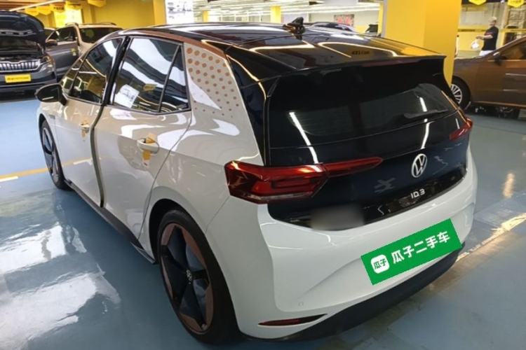 Used Volkswagen ID.3 2022 Pro Smart Edition Rear Left 45 Deg