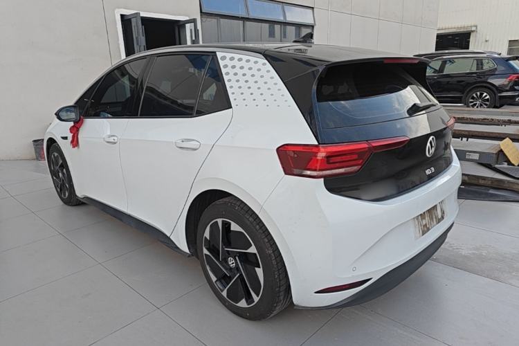 Used Volkswagen ID.3 2022 Active Pure Intelligent Enjoyment Edition Rear Left 45 Deg