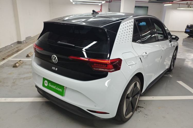 Used Volkswagen ID.3 2022 Pro Smart Edition Rear Right 45 Deg