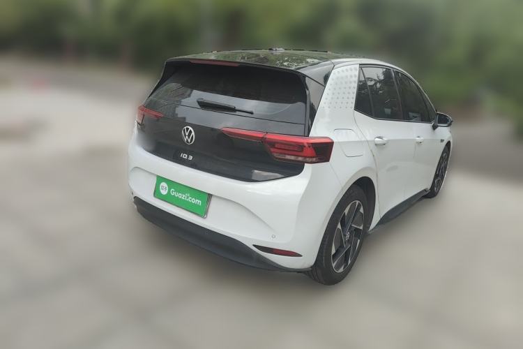 Used Volkswagen ID.3 2022 Active Pure Intelligent Enjoyment Edition Rear Right 45 Deg