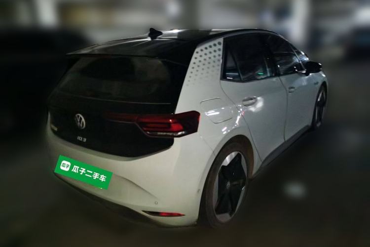 Used Volkswagen ID.3 2022 Pro Smart Edition Rear Right 45 Deg