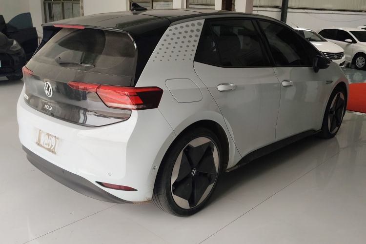 Used Volkswagen ID.3 2022 Pro Smart Edition Rear Right 45 Deg