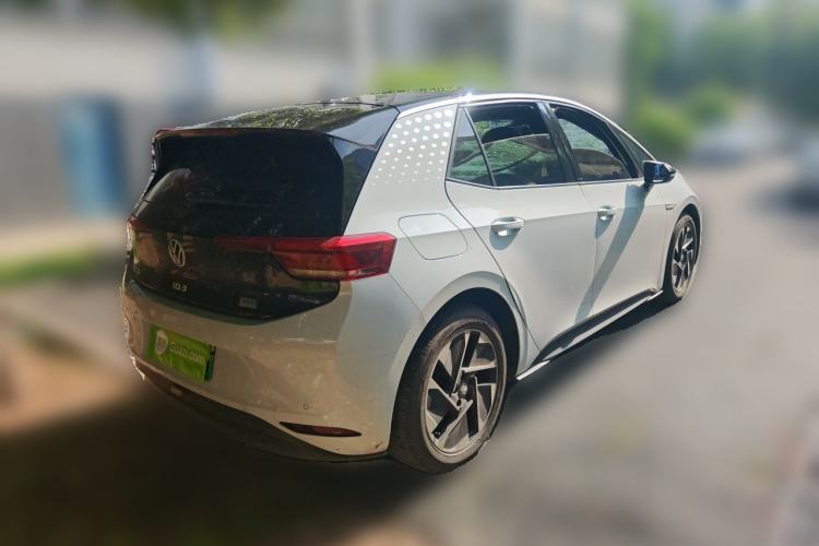 Used Volkswagen ID.3 2022 Active Pure Intelligent Enjoyment Edition Rear Right 45 Deg