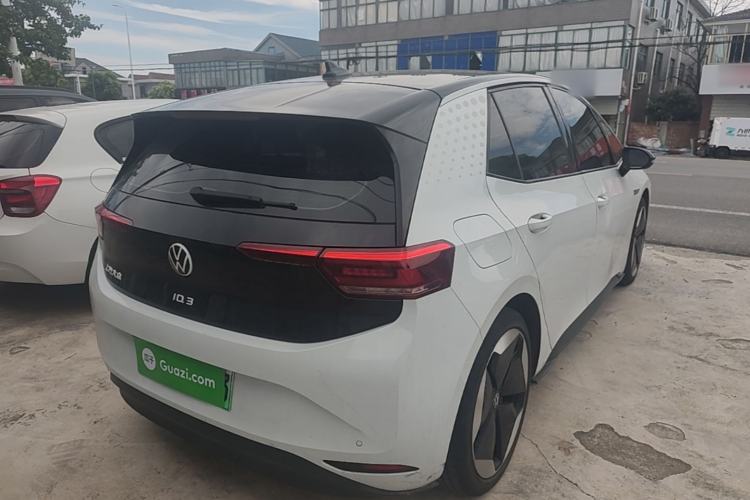 Used Volkswagen ID.3 2022 Pro Smart Edition Rear Right 45 Deg