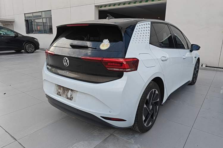 Used Volkswagen ID.3 2022 Active Pure Intelligent Enjoyment Edition Rear Right 45 Deg
