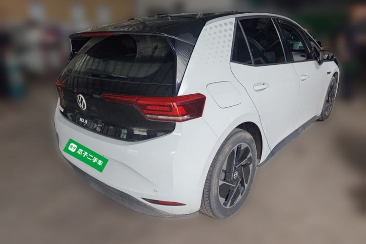 Used Volkswagen ID.3 2022 Active Pure Intelligent Enjoyment Edition Rear Right 45 Deg