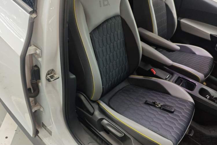 Used Volkswagen ID.3 2022 Pro Smart Edition Right Front Seat