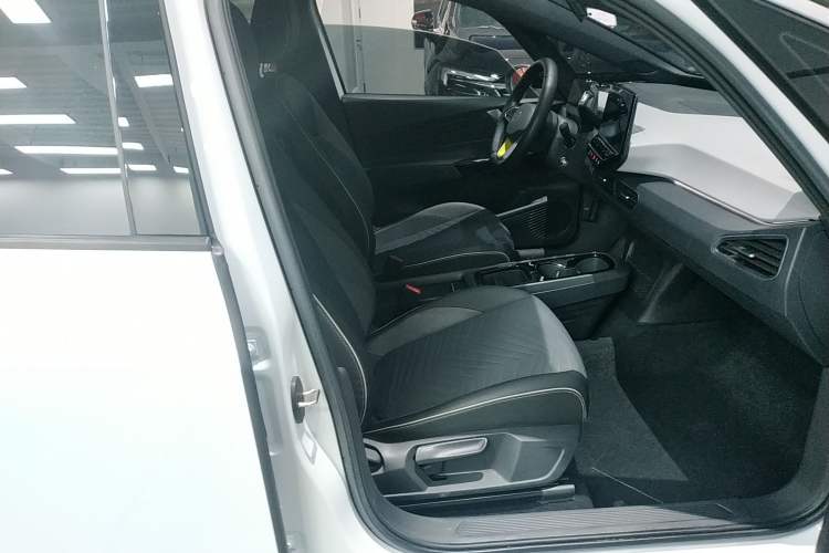 Used Volkswagen ID.3 2022 Active Pure Intelligent Enjoyment Edition Right Front Seat