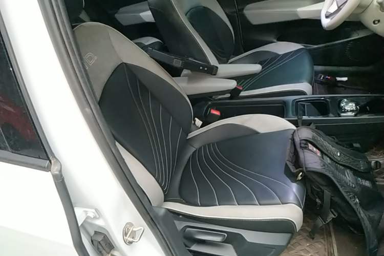 Used Volkswagen ID.3 2022 Pro Smart Edition Right Front Seat