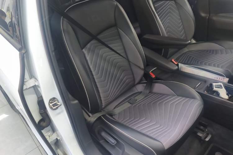 Used Volkswagen ID.3 2022 Pure Edition Right Front Seat
