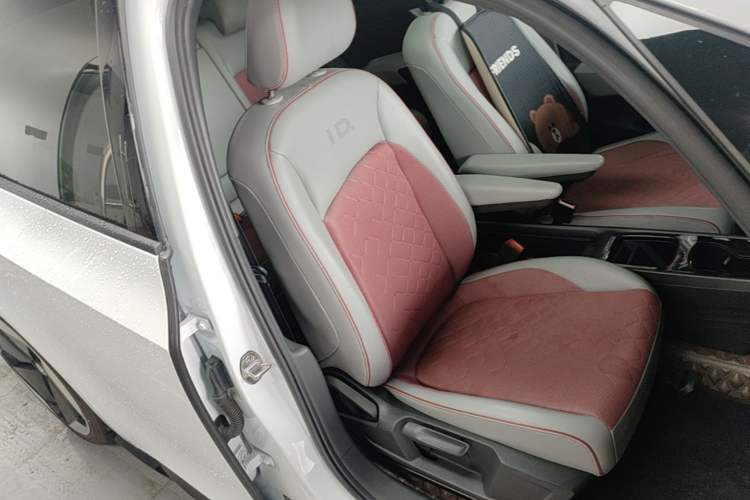 Used Volkswagen ID.3 2022 Pro Smart Edition Right Front Seat