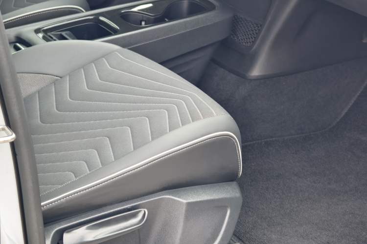 Used Volkswagen ID.3 2022 Active Pure Intelligent Enjoyment Edition Right Front Seat