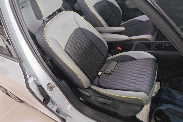 Used Volkswagen ID.3 2022 Pro Smart Edition Right Front Seat