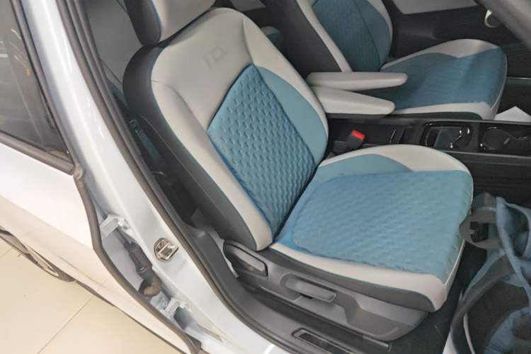 Used Volkswagen ID.3 2022 Pro Smart Edition Right Front Seat