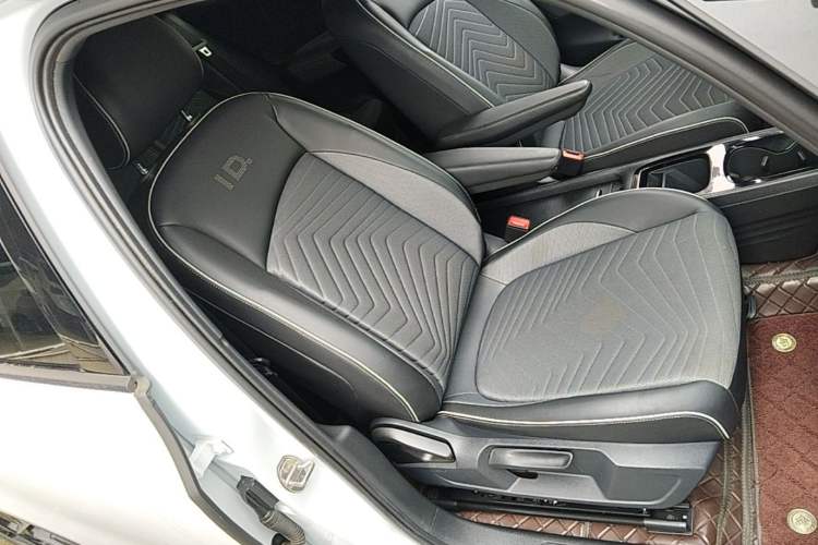 Used Volkswagen ID.3 2022 Active Pure Intelligent Enjoyment Edition Right Front Seat