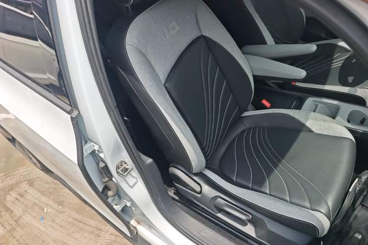 Used Volkswagen ID.3 2022 Active Pure Intelligent Enjoyment Edition Right Front Seat