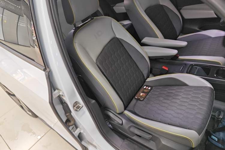 Used Volkswagen ID.3 2022 Pro Smart Edition Right Front Seat