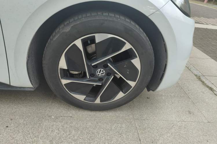 Used Volkswagen ID.3 2022 Active Pure Intelligent Enjoyment Edition Right Front Wheel Hub