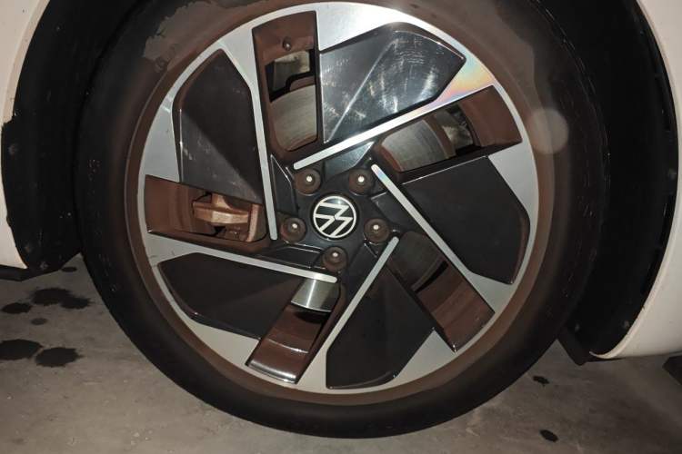 Used Volkswagen ID.3 2022 Pure Edition Right Front Wheel Hub