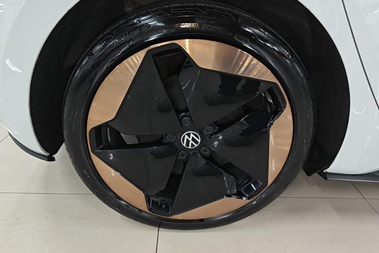 Used Volkswagen ID.3 2022 Pro Smart Edition Right Rear Wheel Hub