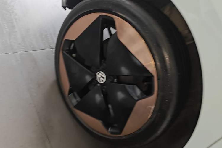 Used Volkswagen ID.3 2022 Pro Smart Edition Right Rear Wheel Hub