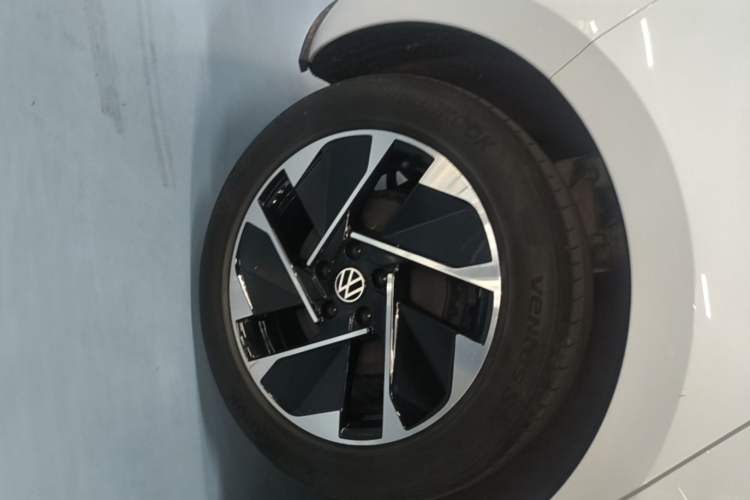Used Volkswagen ID.3 2022 Pure Edition Right Rear Wheel Hub