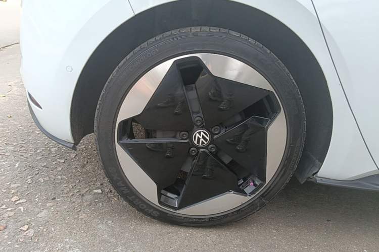 Used Volkswagen ID.3 2022 Pro Smart Edition Right Rear Wheel Hub