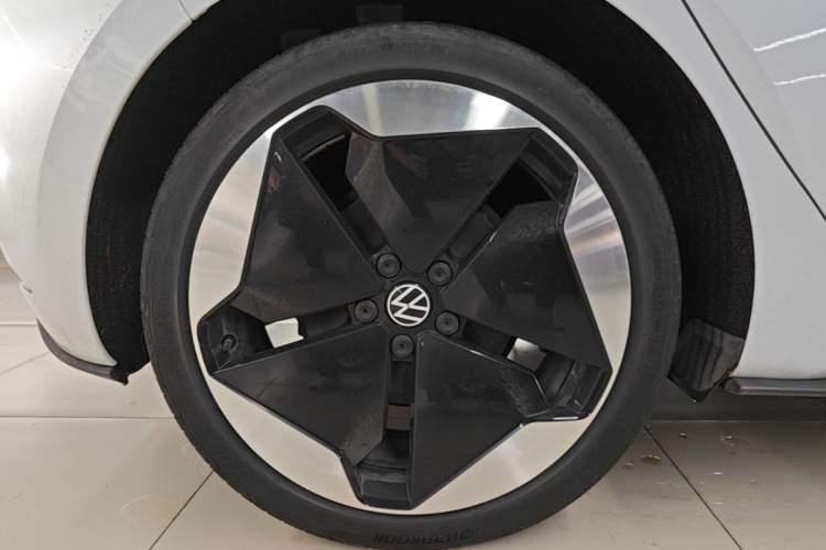 Used Volkswagen ID.3 2022 Pro Smart Edition Right Rear Wheel Hub