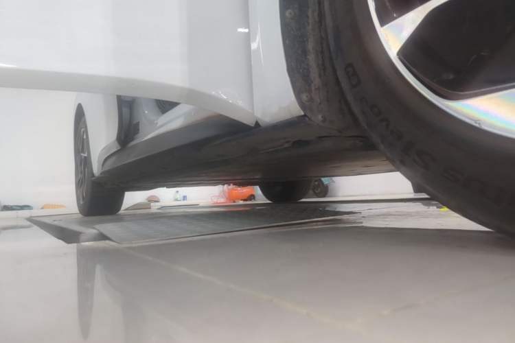 Used Volkswagen ID.3 2022 Pure Edition Right Side Sill