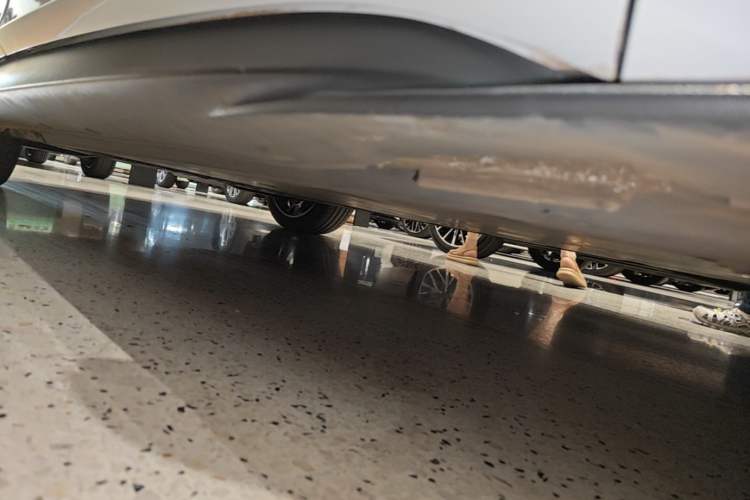Used Volkswagen ID.3 2022 Pro Smart Edition Right Side Sill