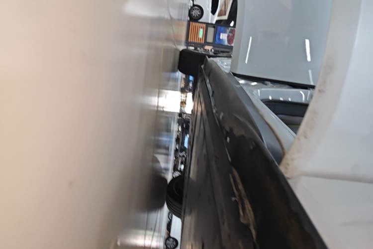 Used Volkswagen ID.3 2022 Pro Smart Edition Right Side Sill