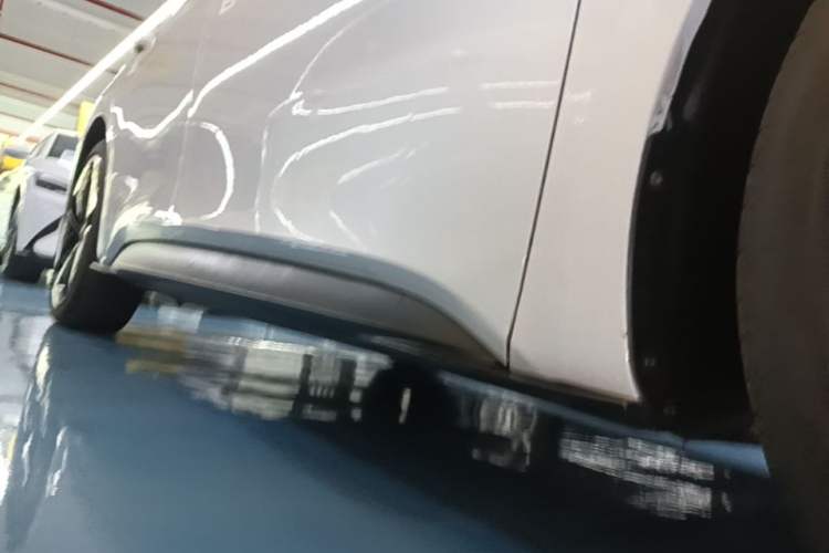 Used Volkswagen ID.3 2022 Pro Smart Edition Right Side Sill
