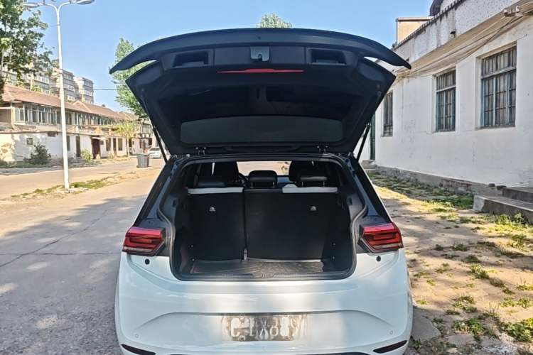 Used Volkswagen ID.3 2022 Pro Smart Edition Trunk