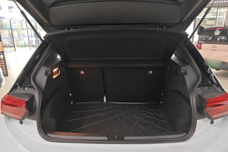 Used Volkswagen ID.3 2022 Pro Smart Edition Trunk