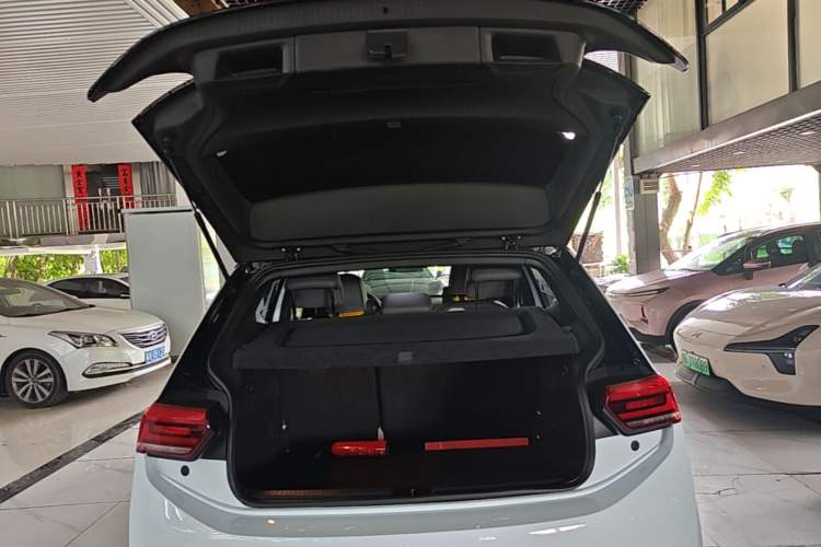 Used Volkswagen ID.3 2022 Pro Smart Edition Trunk