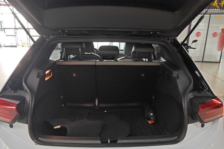 Used Volkswagen ID.3 2022 Pro Smart Edition Trunk
