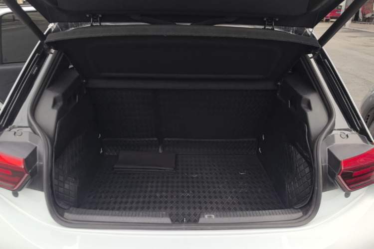 Used Volkswagen ID.3 2022 Active Pure Intelligent Enjoyment Edition Trunk