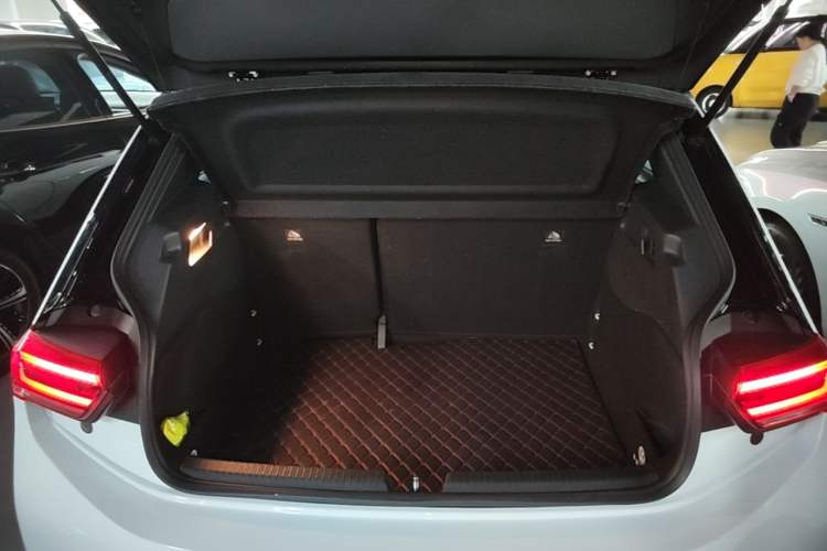 Used Volkswagen ID.3 2022 Active Pure Intelligent Enjoyment Edition Trunk