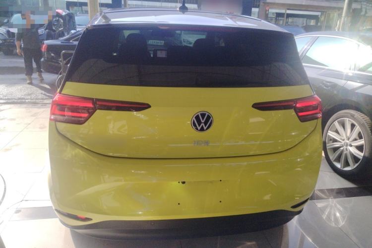 Used Volkswagen ID.3 2022 Active Pure Intelligent Enjoyment Edition Exterior 4